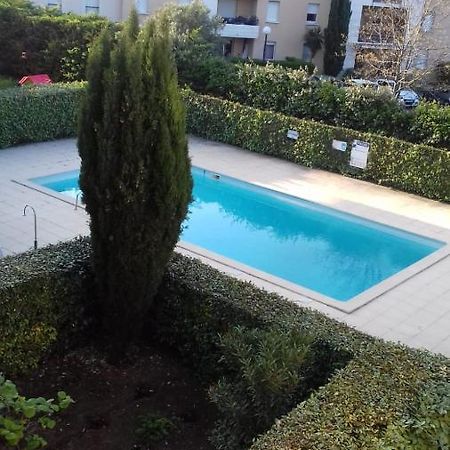 Beziers Appt Climatise Dans Residence Avec Piscine Eksteriør billede